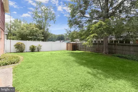 Exterior - 11400 Cloverhill Dr, Silver Spring, MD 20902 photo 5 of 5