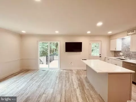 Living - 1016 Windrush Ln, Sandy Spring, MD 20860 photo 1 of 3