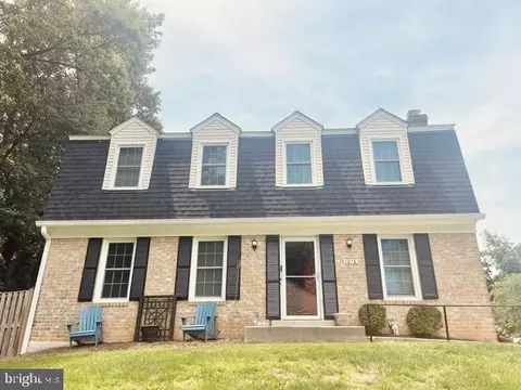 Exterior - 1016 Windrush Ln, Sandy Spring, MD 20860 photo 2 of 7