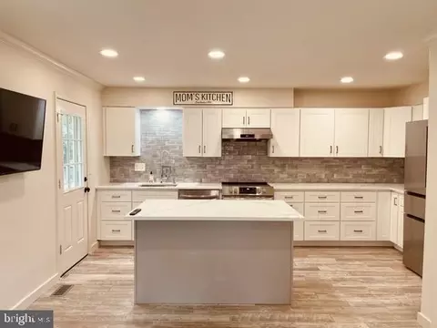 Kitchen - 1016 Windrush Ln, Sandy Spring, MD 20860 photo 1 of 3
