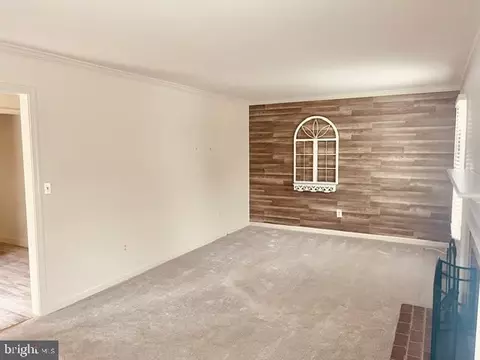 Living - 1016 Windrush Ln, Sandy Spring, MD 20860 photo 3 of 3