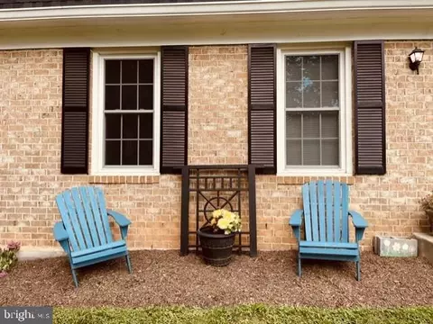 Exterior - 1016 Windrush Ln, Sandy Spring, MD 20860 photo 7 of 7