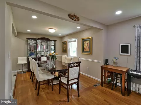 Dining - 1201 Schindler Dr, Silver Spring, MD 20903 photo 1 of 2