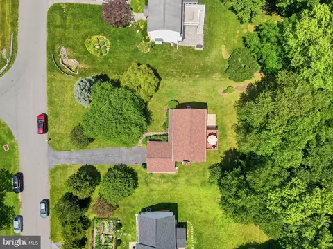 View/Area - 15005 Timberlake Dr, Silver Spring, MD 20905 photo 6 of 10