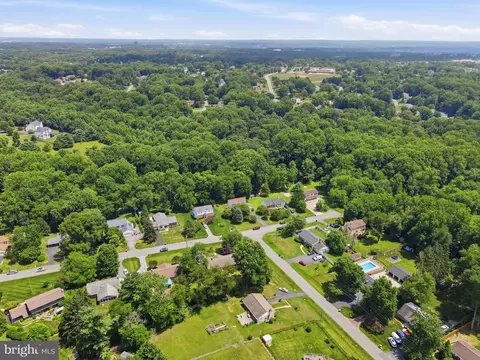 View/Area - 15005 Timberlake Dr, Silver Spring, MD 20905 photo 10 of 10