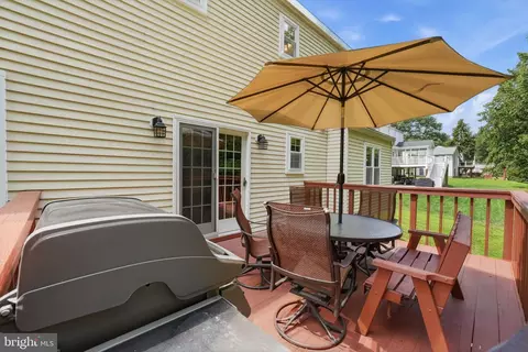 Exterior - 15005 Timberlake Dr, Silver Spring, MD 20905 photo 6 of 23