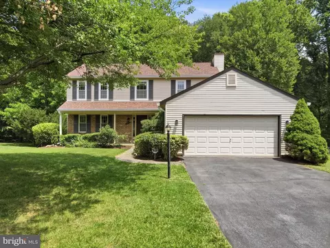 Exterior - 15005 Timberlake Dr, Silver Spring, MD 20905 photo 20 of 23