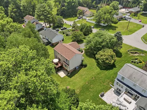 View/Area - 15005 Timberlake Dr, Silver Spring, MD 20905 photo 3 of 10