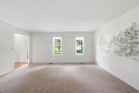 Living - 15005 Timberlake Dr, Silver Spring, MD 20905 photo 3 of 7