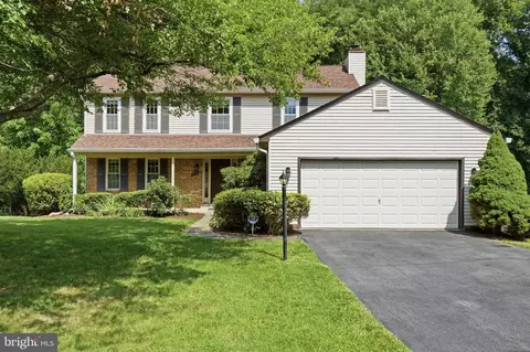 Exterior - 15005 Timberlake Dr, Silver Spring, MD 20905 photo 2 of 23