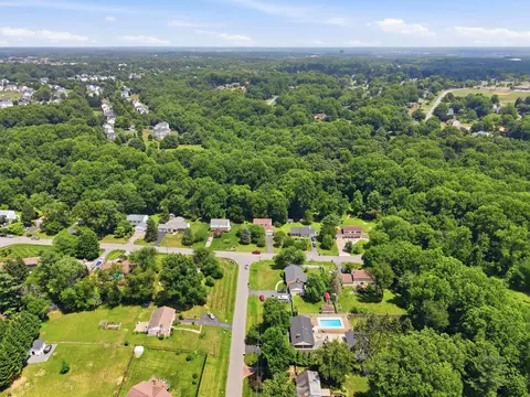 View/Area - 15005 Timberlake Dr, Silver Spring, MD 20905 photo 9 of 10
