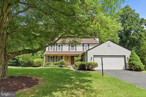 Exterior - 15005 Timberlake Dr, Silver Spring, MD 20905 photo 13 of 23