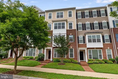 22979 Newcut Rd #1692, Clarksburg, MD 20871