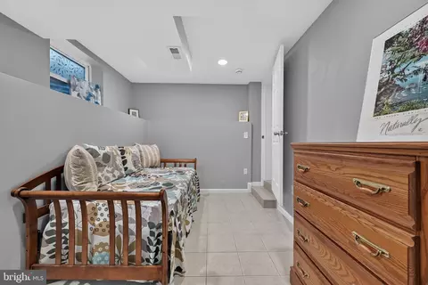 Bedroom - 212 Normandy Dr, Silver Spring, MD 20901 photo 9 of 10