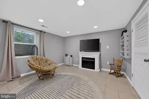 Living - 212 Normandy Dr, Silver Spring, MD 20901 photo 2 of 2