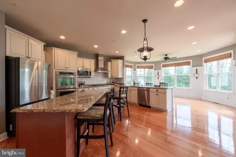 Kitchen - 17929 Bliss Dr, Poolesville, MD 20837 photo 2 of 7