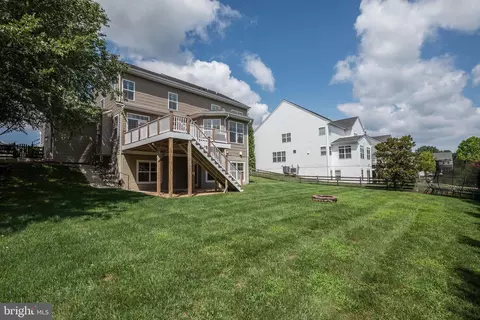 Exterior - 17929 Bliss Dr, Poolesville, MD 20837 photo 16 of 18