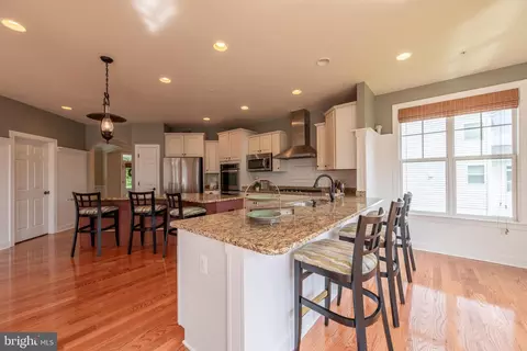 Kitchen - 17929 Bliss Dr, Poolesville, MD 20837 photo 3 of 7