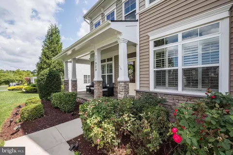 Exterior - 17929 Bliss Dr, Poolesville, MD 20837 photo 6 of 18