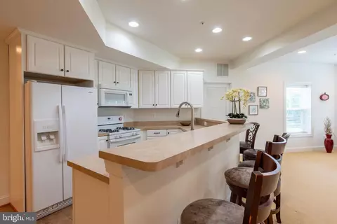 Kitchen - 17929 Bliss Dr, Poolesville, MD 20837 photo 6 of 7