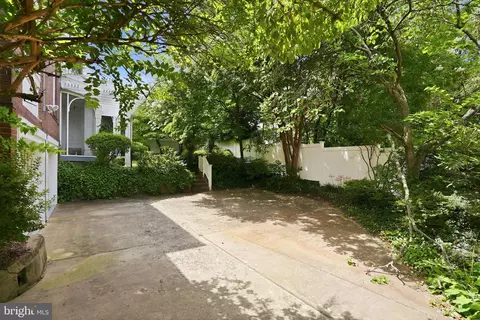 Exterior - 1907 Rookwood Rd, Silver Spring, MD 20910 photo 9 of 10