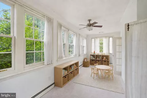 Entry Way - 1907 Rookwood Rd, Silver Spring, MD 20910 photo 3 of 8