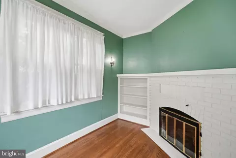 Living - 1907 Rookwood Rd, Silver Spring, MD 20910 photo 1 of 3