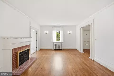 Living - 1907 Rookwood Rd, Silver Spring, MD 20910 photo 3 of 3