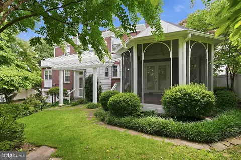 Exterior - 1907 Rookwood Rd, Silver Spring, MD 20910 photo 7 of 10