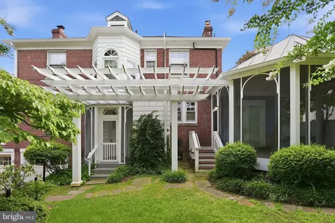Exterior - 1907 Rookwood Rd, Silver Spring, MD 20910 photo 6 of 10