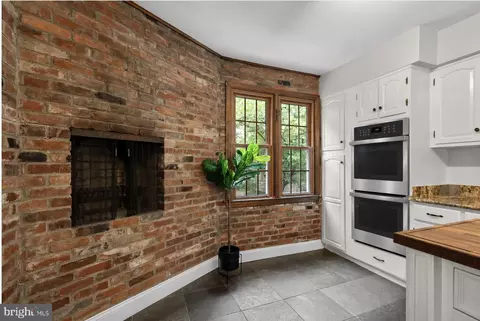 Kitchen - 1111 Meurilee Ln, Silver Spring, MD 20901 photo 5 of 5