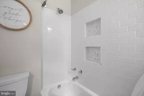 Bath - 1111 Meurilee Ln, Silver Spring, MD 20901 photo 2 of 3