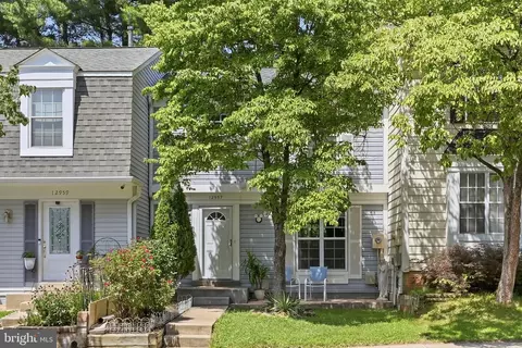 12957 Pickering Dr, Germantown, MD 20874