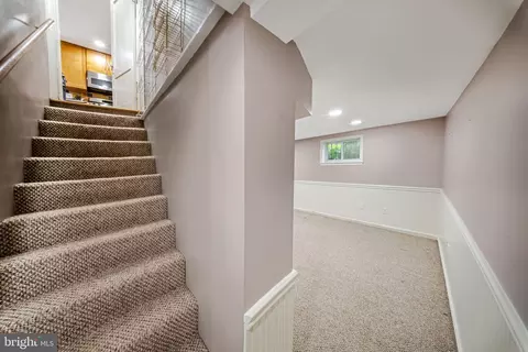 Entry Way - 9920 Capitol View Ave, Silver Spring, MD 20910 photo 8 of 8