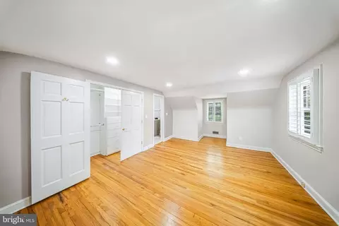 Bedroom - 9920 Capitol View Ave, Silver Spring, MD 20910 photo 10 of 11