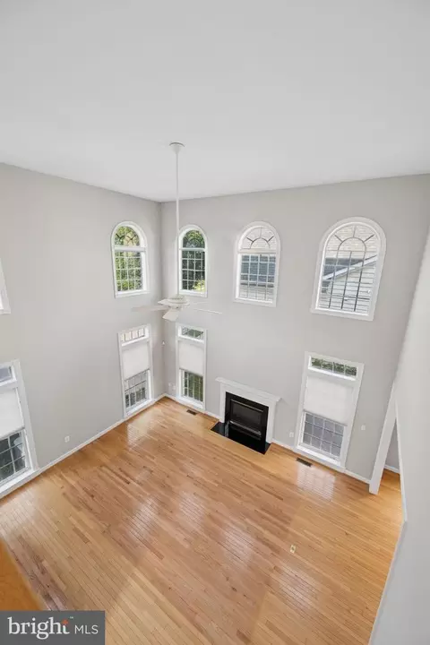 Living - 3830 Glen Eagles Dr, Silver Spring, MD 20906 photo 13 of 13