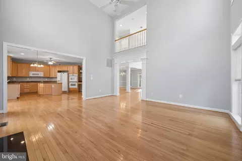 Living - 3830 Glen Eagles Dr, Silver Spring, MD 20906 photo 11 of 13