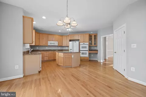 Kitchen - 3830 Glen Eagles Dr, Silver Spring, MD 20906 photo 3 of 10