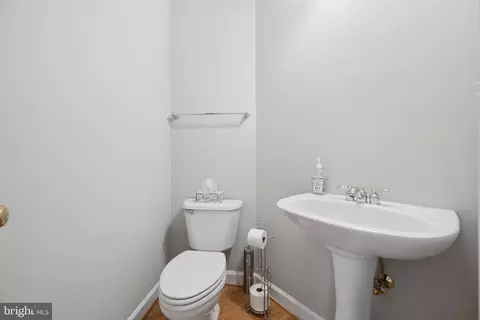 Entry Way - 3830 Glen Eagles Dr, Silver Spring, MD 20906 photo 4 of 13