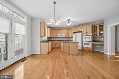 Kitchen - 3830 Glen Eagles Dr, Silver Spring, MD 20906 photo 2 of 10