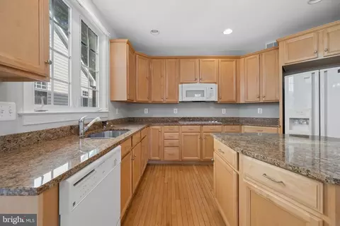 Kitchen - 3830 Glen Eagles Dr, Silver Spring, MD 20906 photo 7 of 10