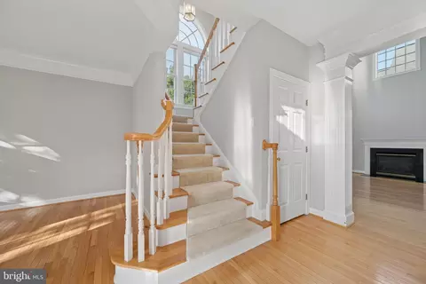 Entry Way - 3830 Glen Eagles Dr, Silver Spring, MD 20906 photo 5 of 13