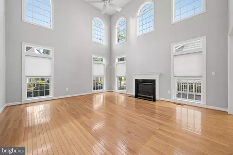 Living - 3830 Glen Eagles Dr, Silver Spring, MD 20906 photo 8 of 13