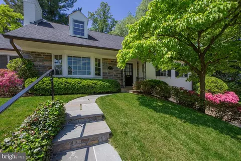 5016 Scarsdale Rd, Bethesda, MD 20816