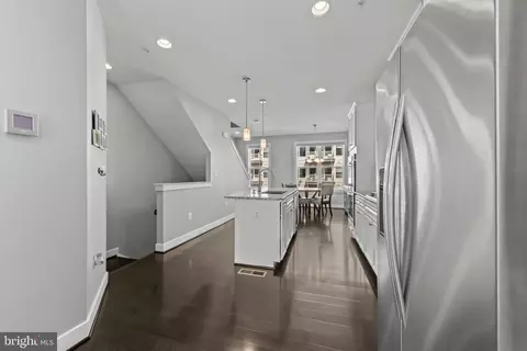 Entry Way - 12613 Macaulay St, Silver Spring, MD 20906 photo 4 of 12