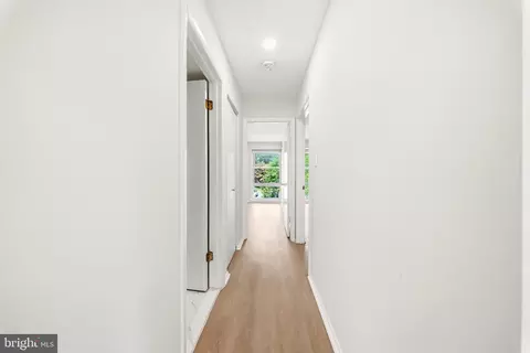 Entry Way - 2202 Greenery Ln #301-22, Silver Spring, MD 20906 photo 4 of 5