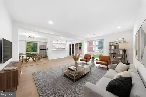 Living - 2202 Greenery Ln #301-22, Silver Spring, MD 20906 photo 1 of 5