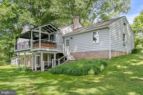 2209 Coffeewood Ct, Silver Spring, MD 20906 photo 2
