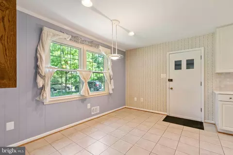 2209 Coffeewood Ct, Silver Spring, MD 20906 photo 11