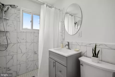 Bath - 12111 Bluhill Rd, Wheaton, MD 20902 photo 1 of 2